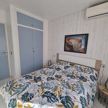Lovely One Bedroom With Balcony โรเซส ภายนอก รูปภาพ