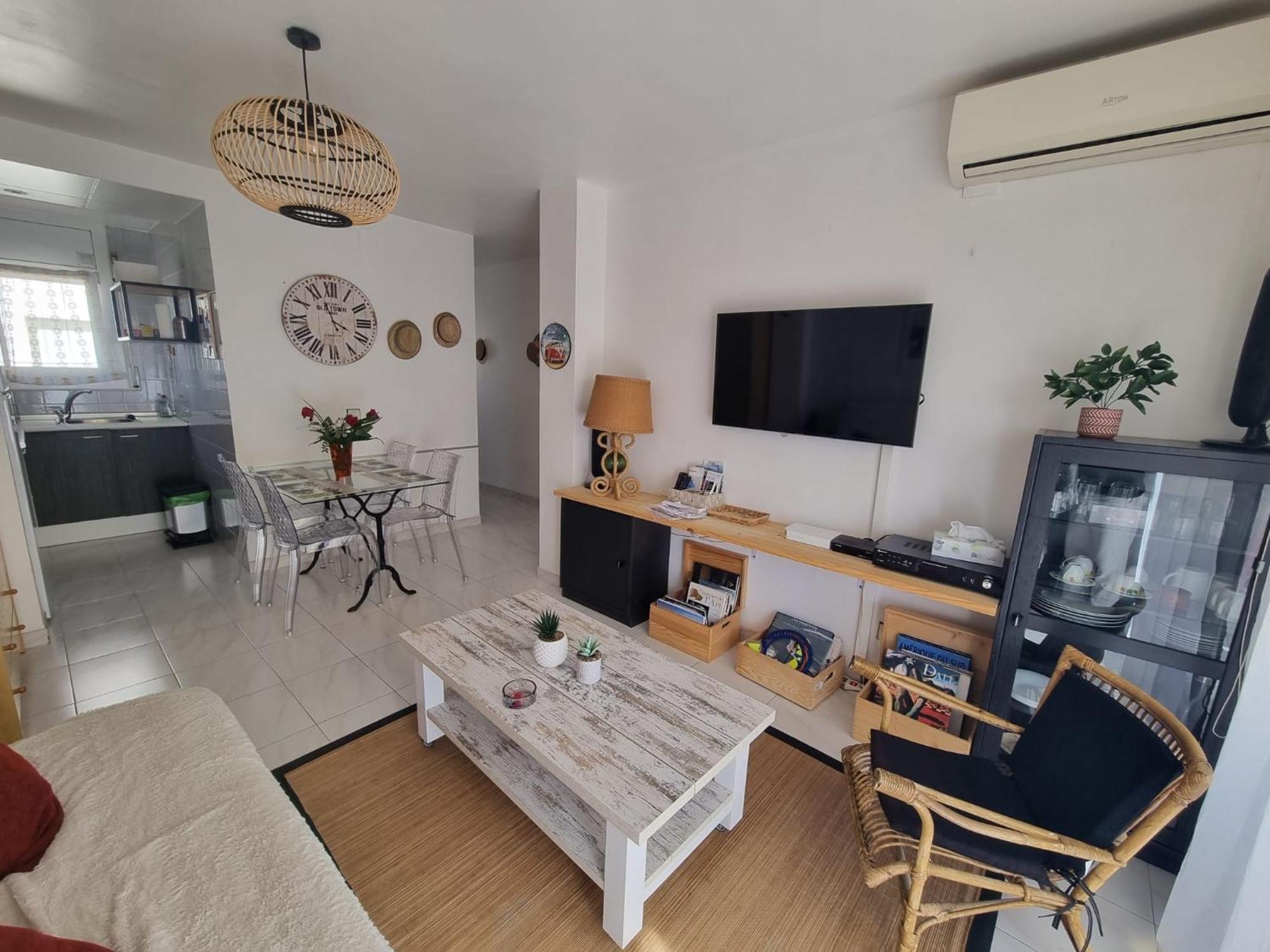 Lovely One Bedroom With Balcony โรเซส ภายนอก รูปภาพ